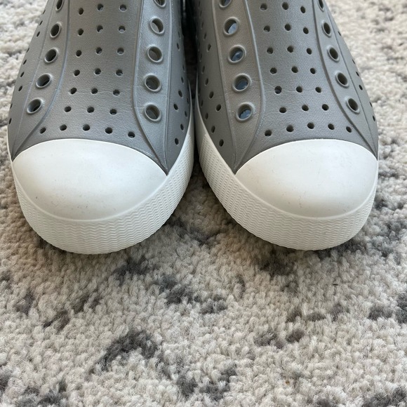 Unisex Grey Native Shoes M8/W10 - Picture 5 of 9